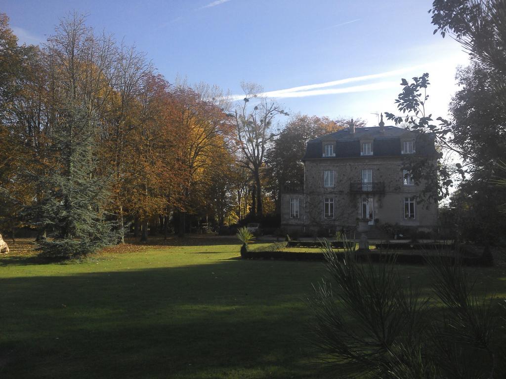 Manoir De La Marjolaine Bed and Breakfast Cabourg Εξωτερικό φωτογραφία